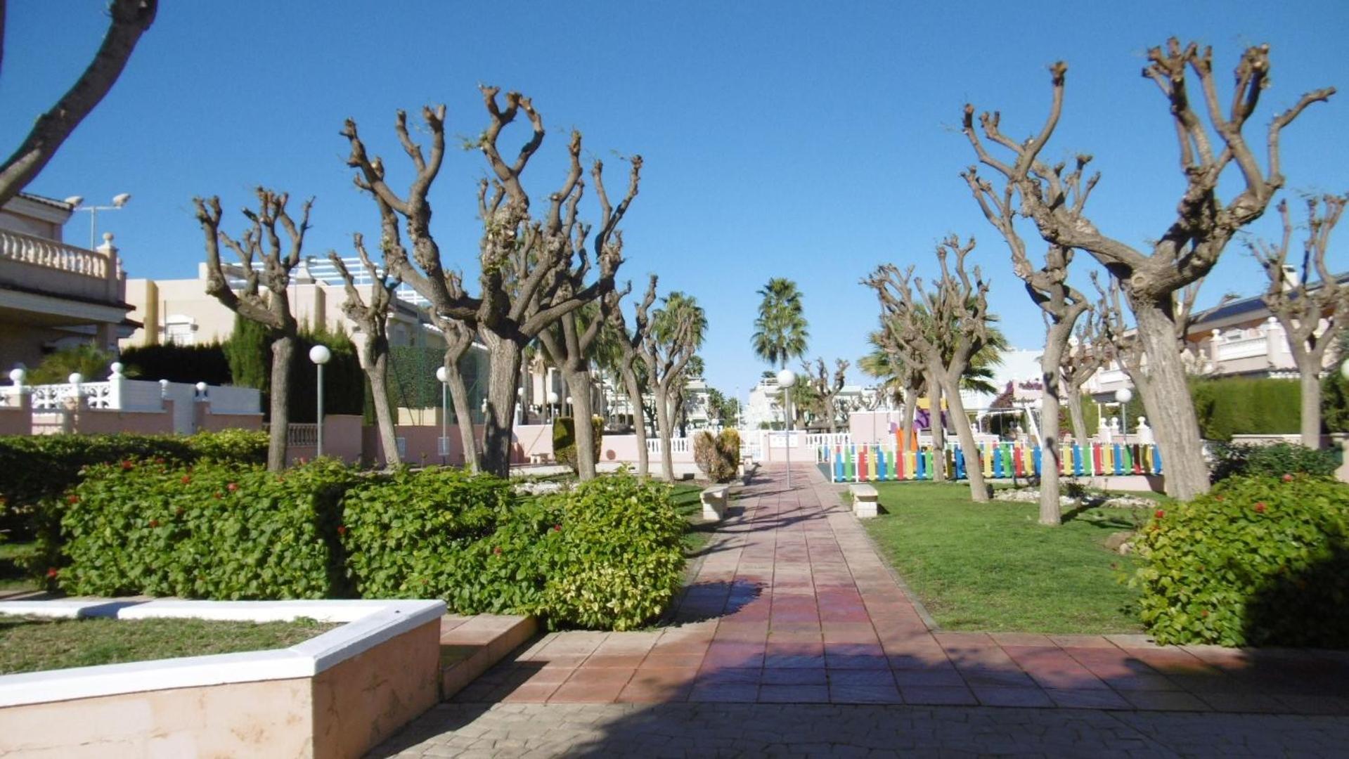 Gran Alicante Bungalow In Beach Resort Puerto Marino Bagian luar foto