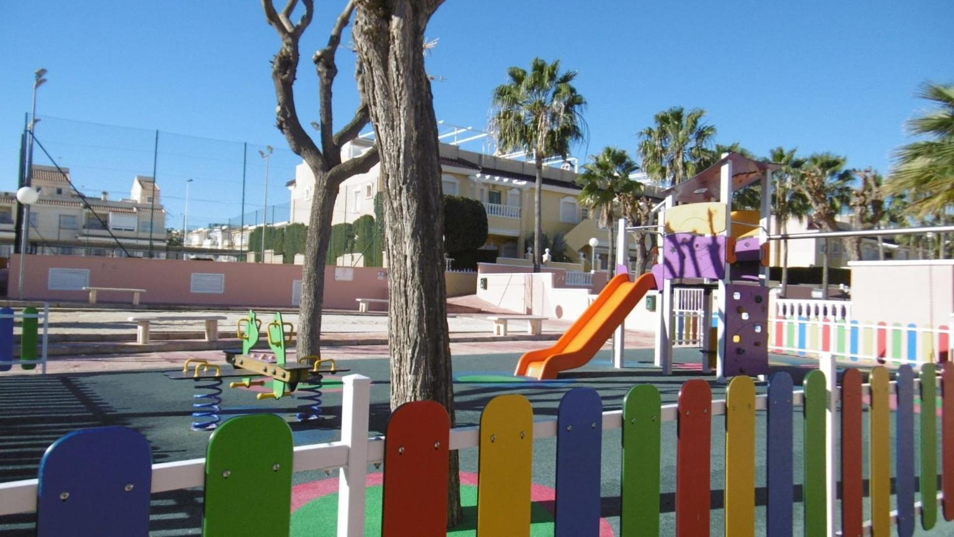 Gran Alicante Bungalow In Beach Resort Puerto Marino Bagian luar foto