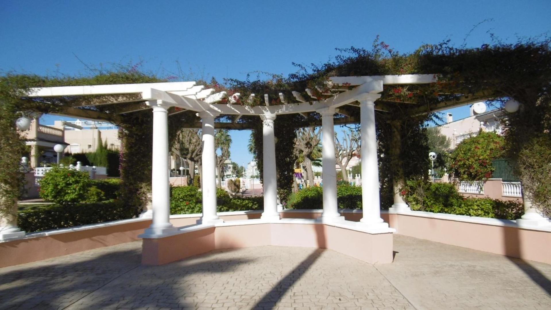 Gran Alicante Bungalow In Beach Resort Puerto Marino Bagian luar foto