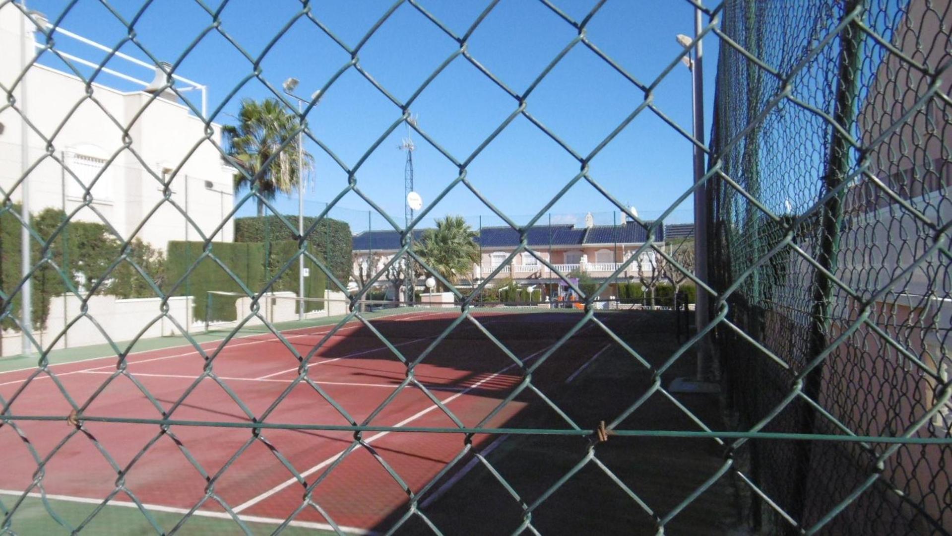 Gran Alicante Bungalow In Beach Resort Puerto Marino Bagian luar foto