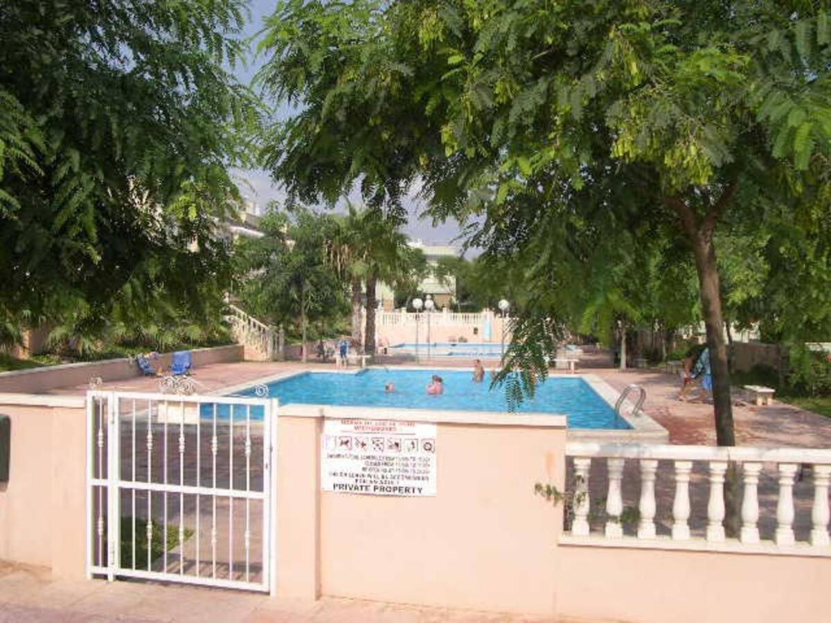 Gran Alicante Bungalow In Beach Resort Puerto Marino Bagian luar foto