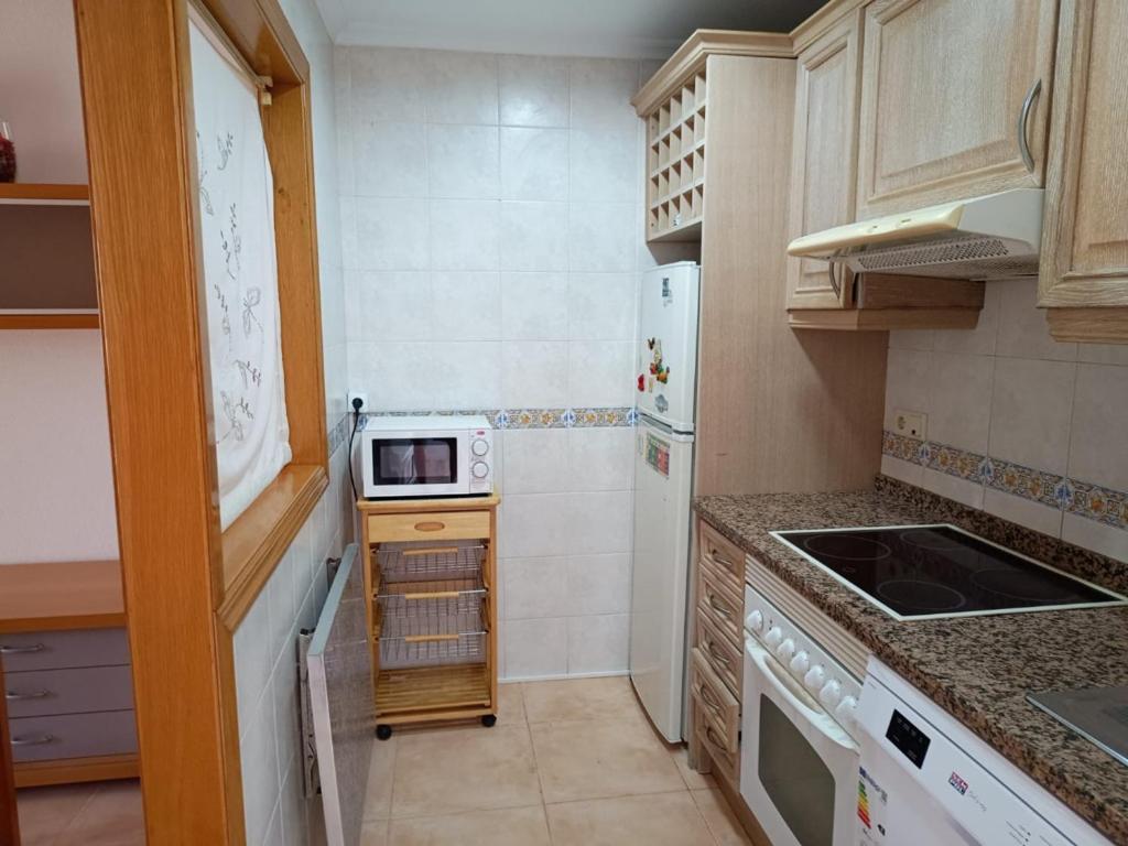 Gran Alicante Bungalow In Beach Resort Puerto Marino Bagian luar foto